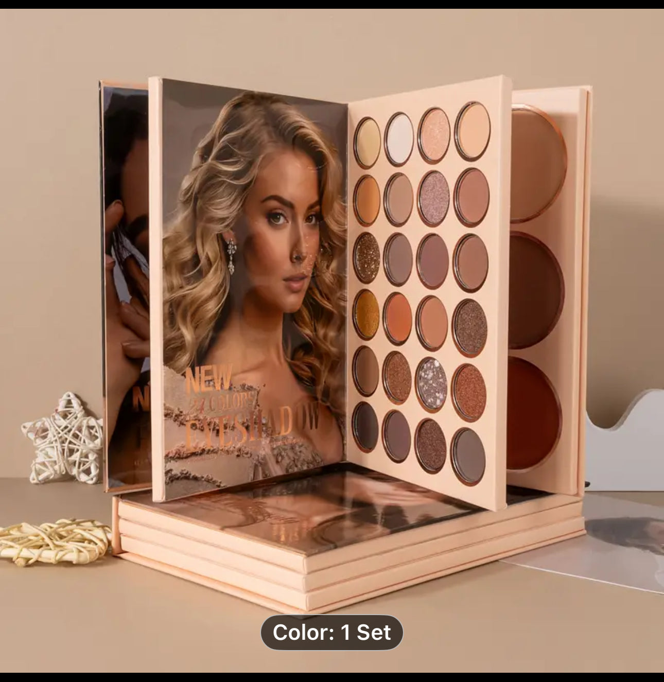 Make up palette !! Eye Shadow , Highlighter and countour palette