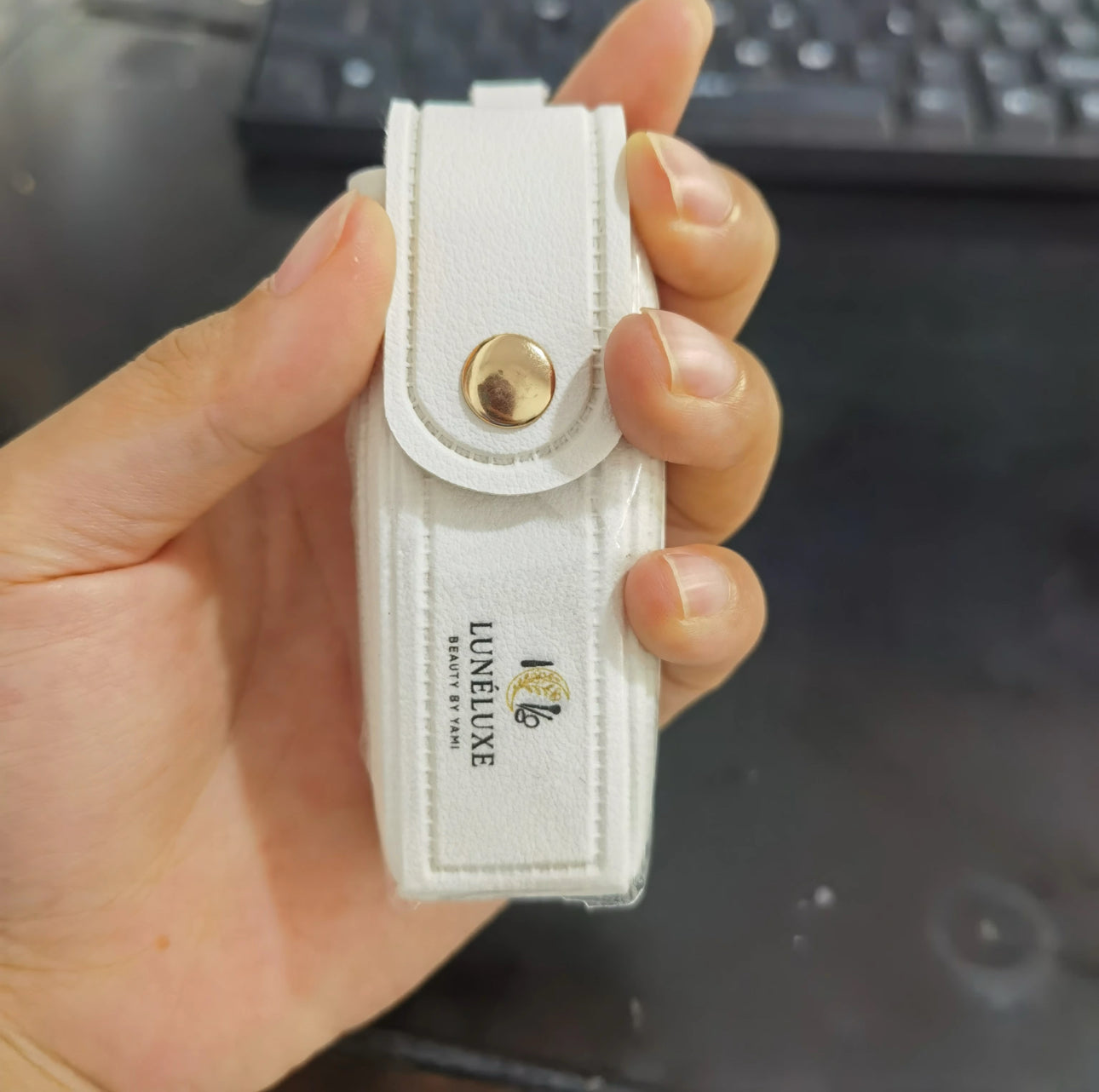 Long Lastin Vegan Lip Plumping Oil