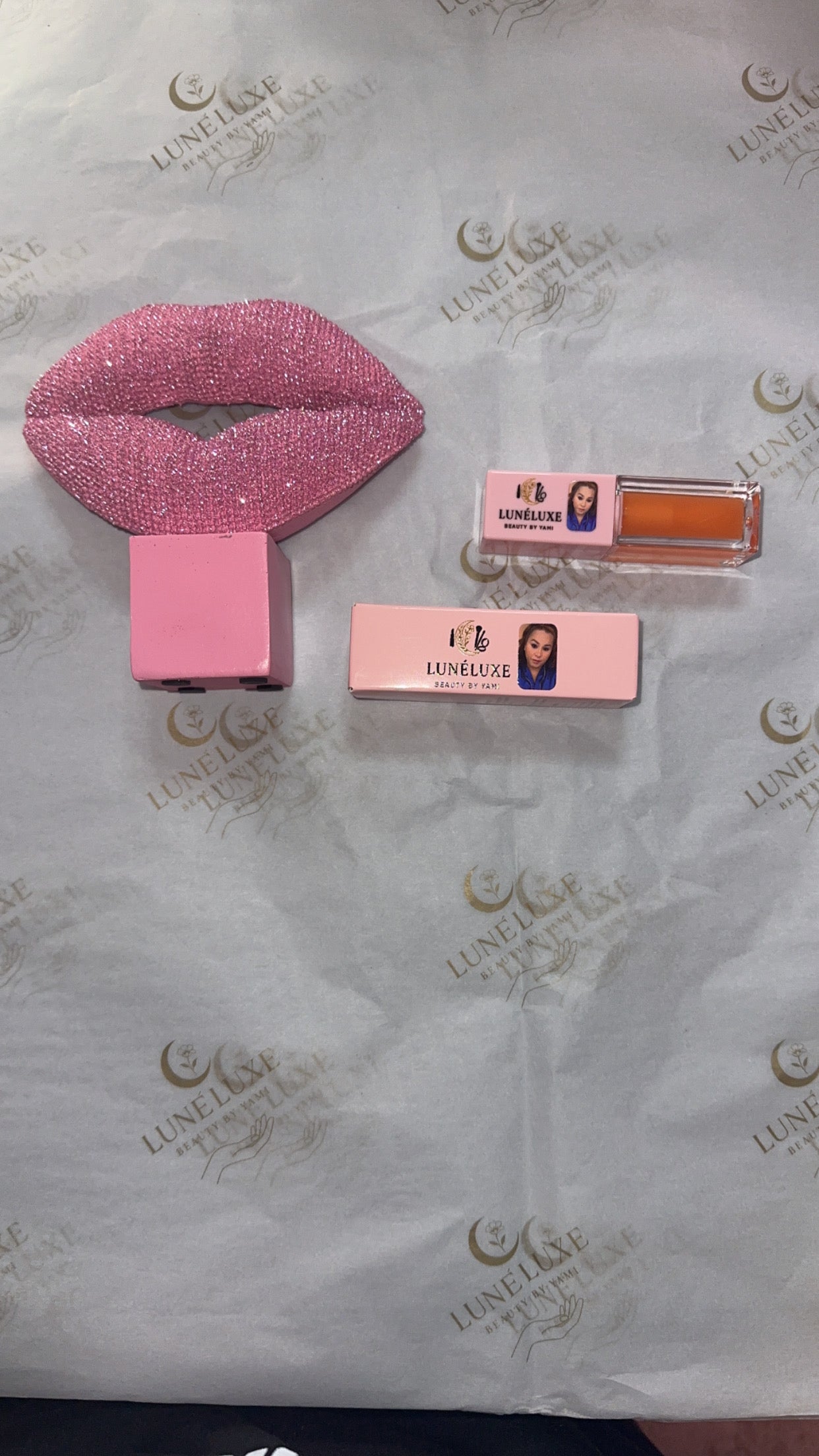 Long Lastin Vegan Lip Plumping Oil