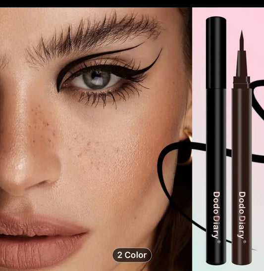 Long wear waterproof liquid eyeliner